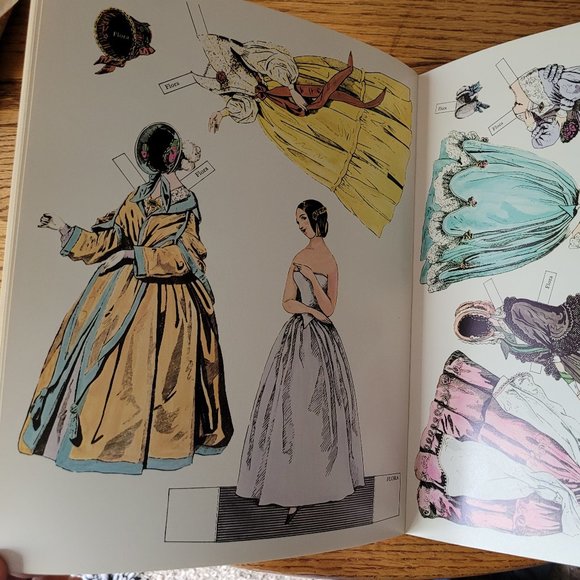 Vintage Godley's Lady Book Paper Dolls from 1840-1854 w/ 7 DOLLS & 50 COSTUMES - Picture 9 of 13